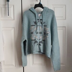 Ariat Women's Sweater - Light Blue with Pattern NWT